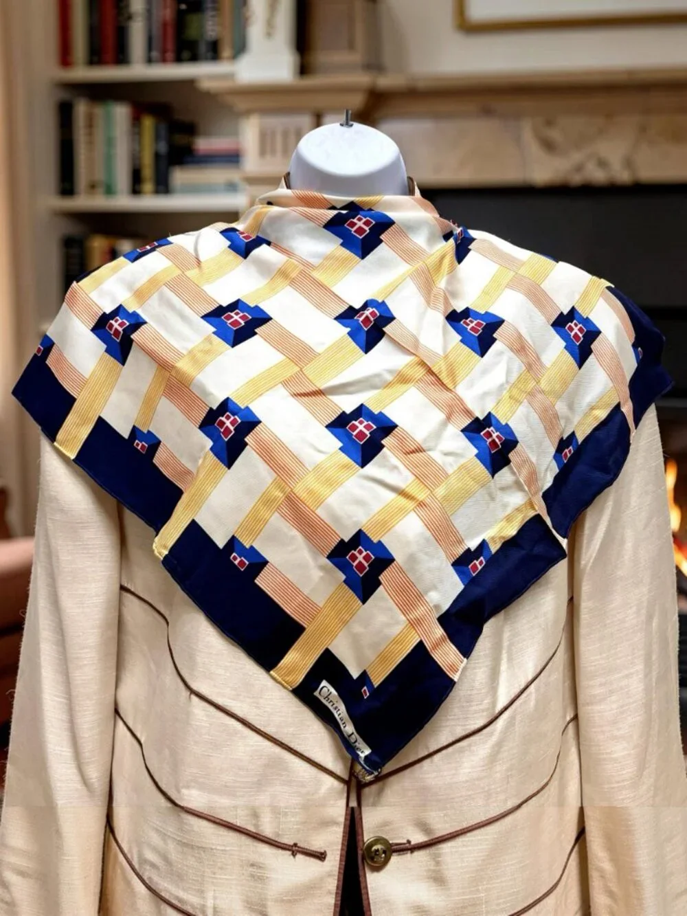 New-Christian Dior silk Satin Neck-Kerchief 20